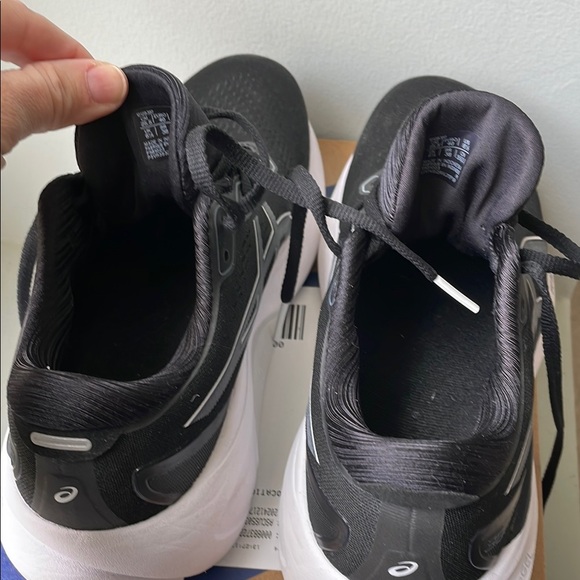 ASICS Women's Black Kayano 30 Shoes - Picture 4 of 4